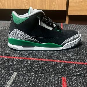 Jordan pine green 3s